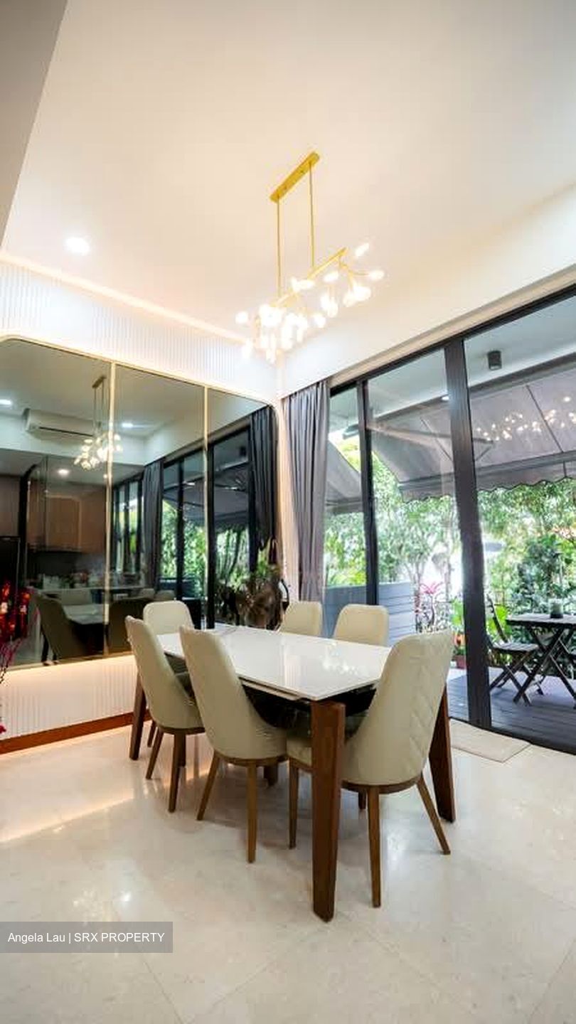 Alana (D28), Terrace #528686101